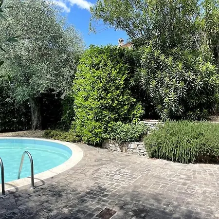 Villa Idyllische Landhaus Mit Pool Und Fernblick