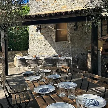 Idyllische Landhaus Mit Pool Und Fernblick Villa